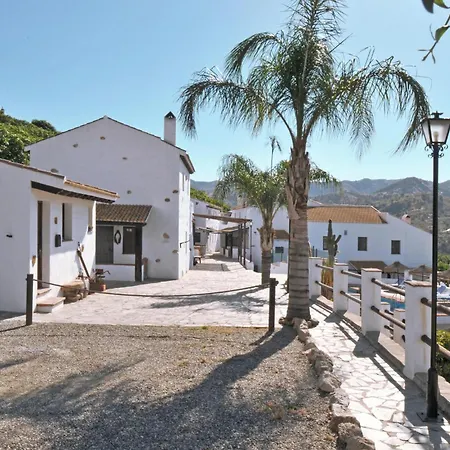 La Cuadra *